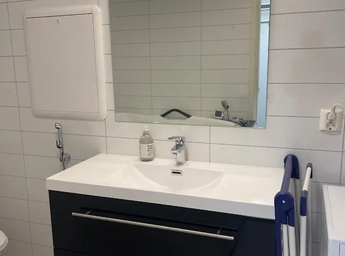 Lovely With Parking In The Heart Of